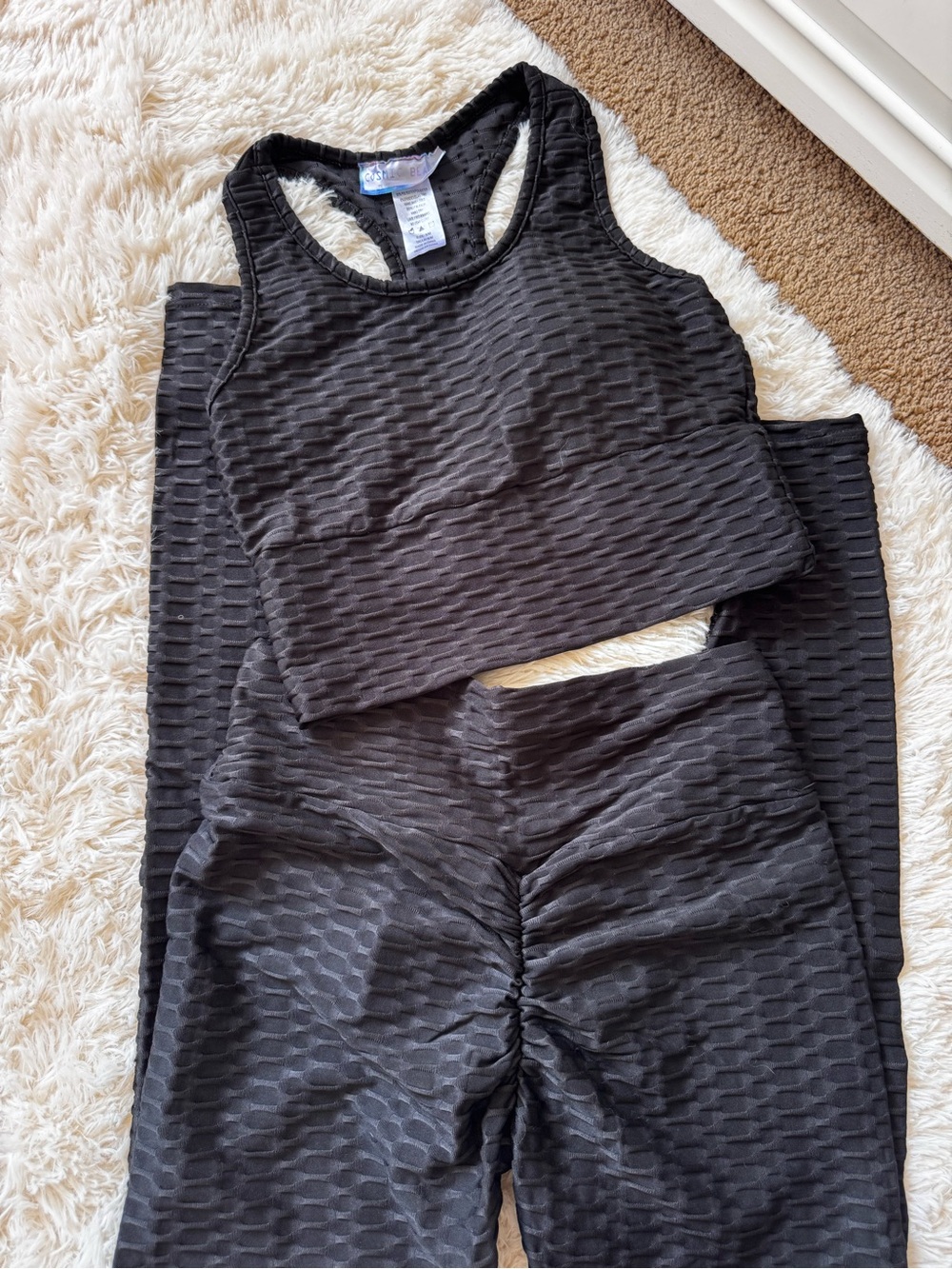 Black Textured High-Waist Scrunch Leggings & Crop Tank Workout Set